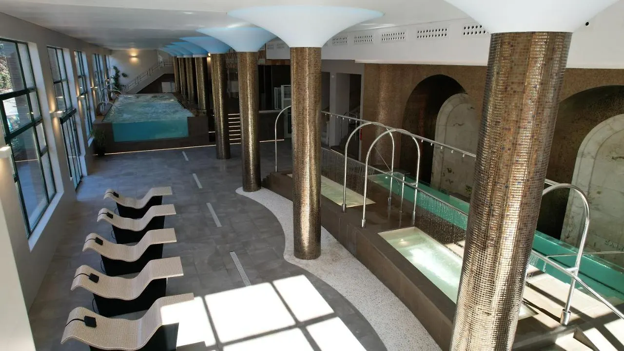 Hotel Balneario De Lanjarón 4*,